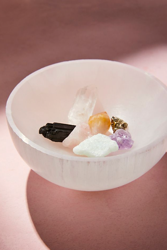 Liv Rocks | Selenite Charging Bowl + Crystals
